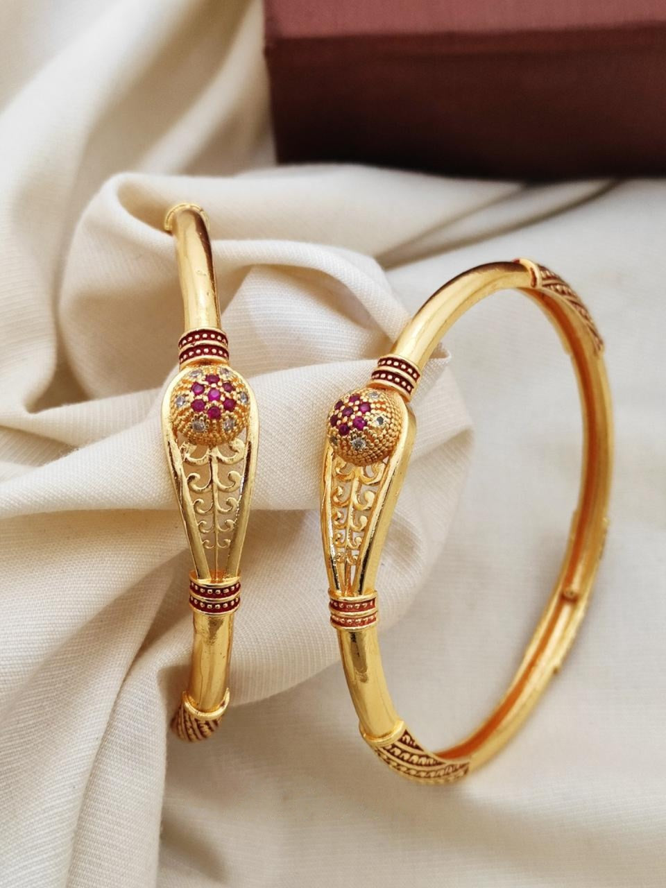Shivangi Bangles