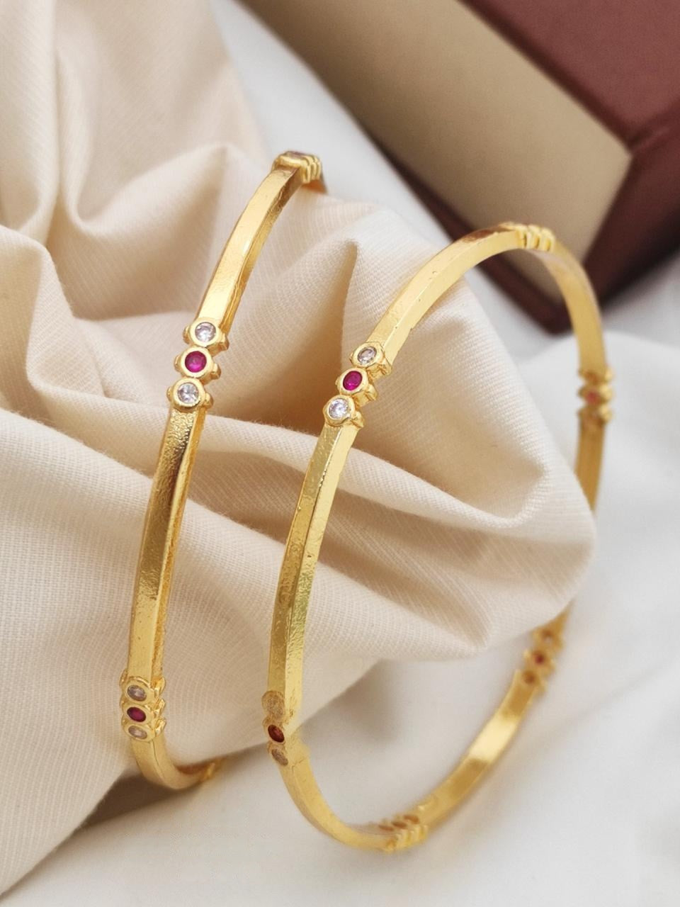The Zariya Stack (Set of 6 Pcs / 3 Pairs)